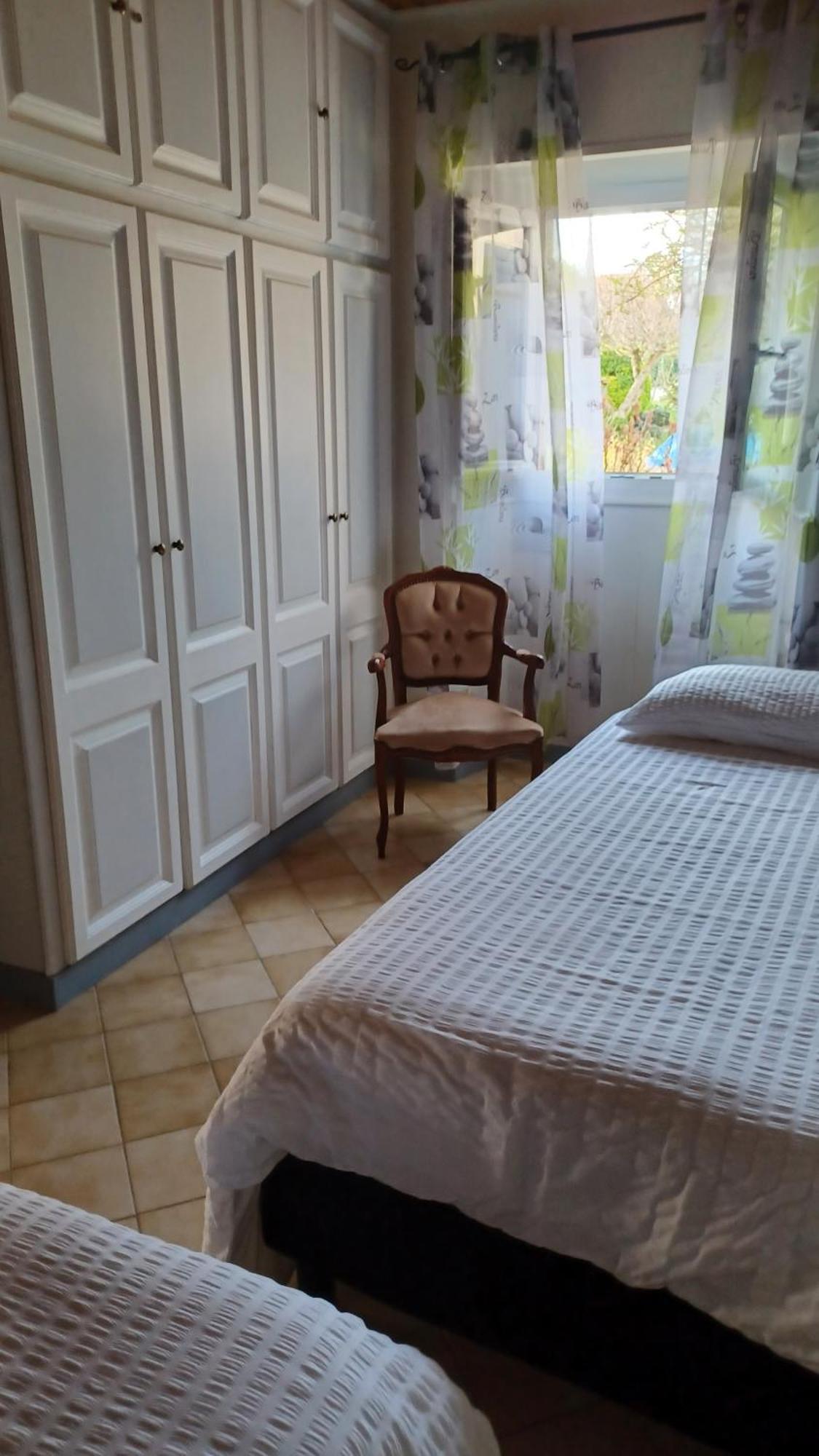 Gite Les Deux Meules Sainte-Colombe  Екстер'єр фото