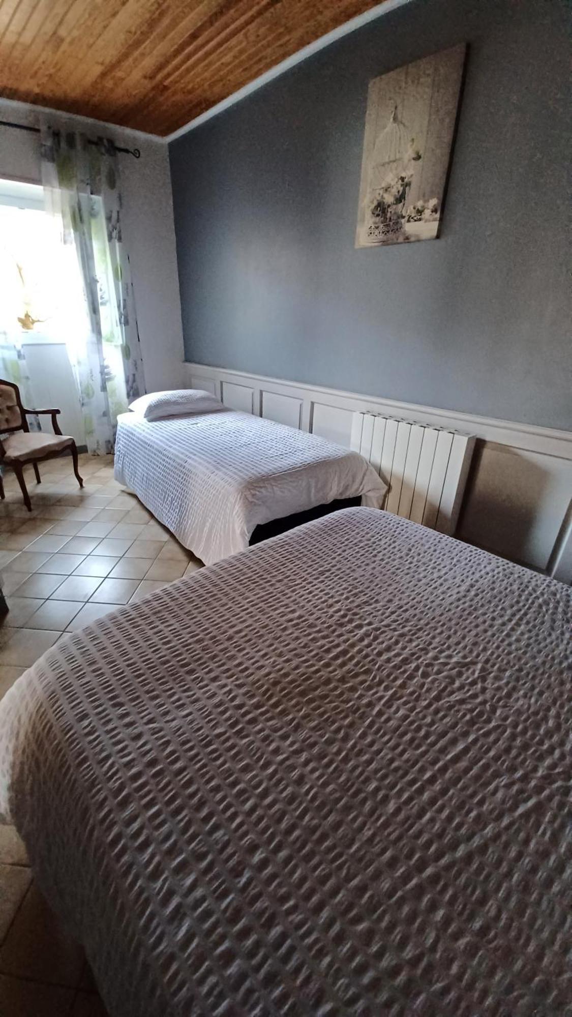 Gite Les Deux Meules Sainte-Colombe  Екстер'єр фото
